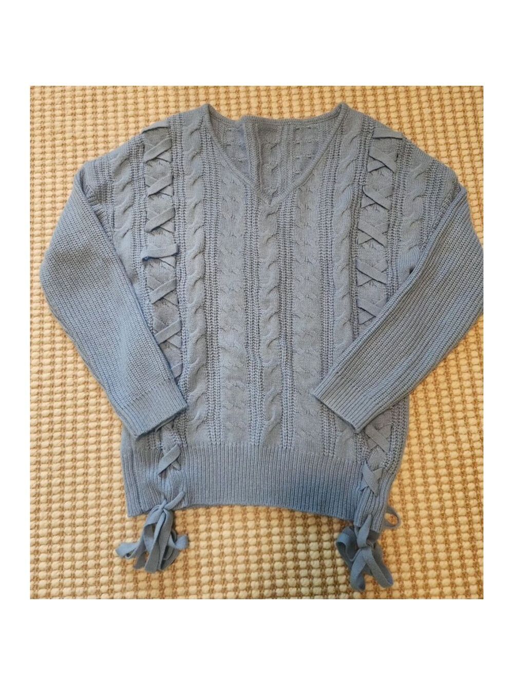 Women's Unbranded Soft Blue Cable Knit LaceUp Spring V-Neck Sweater M